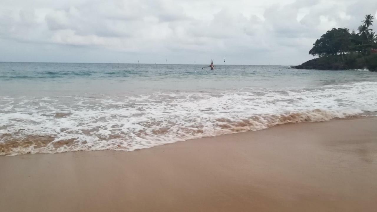 Kiralawella Beach Inn Ματάρα Εξωτερικό φωτογραφία
